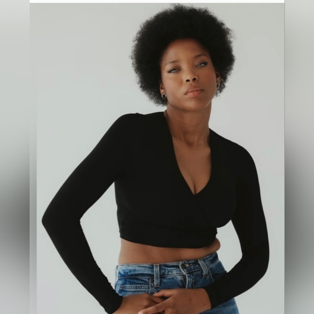 Klassy Network Black Long Sleeve Crop Wrap Top